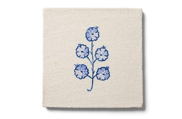 deferranti-botanica-by-neisha-crosland-gardenia-bluebell-right-hand-tile-20240226192729